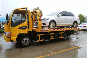 惠州附近拖车救援24小时服务热线